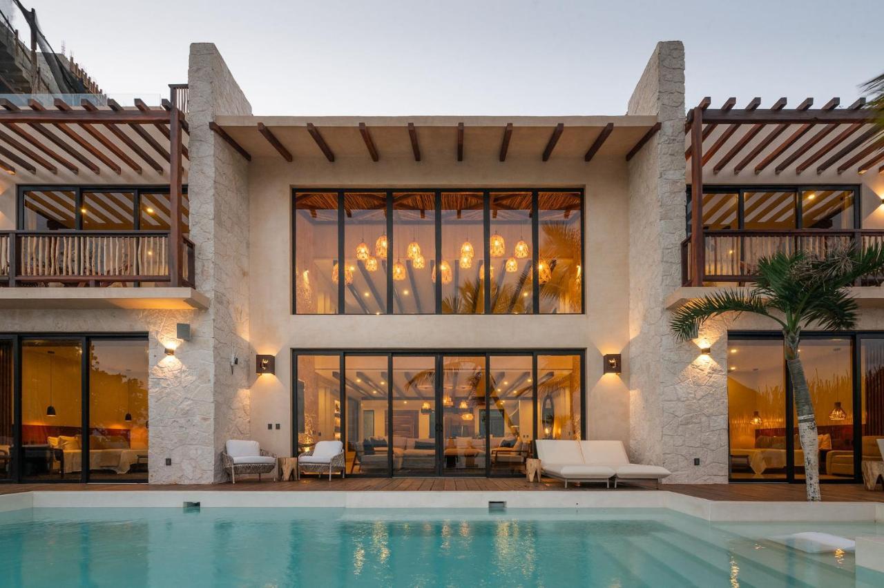 Villa Tulumar Beachfront Luxury Villa- Full Service Exterior foto