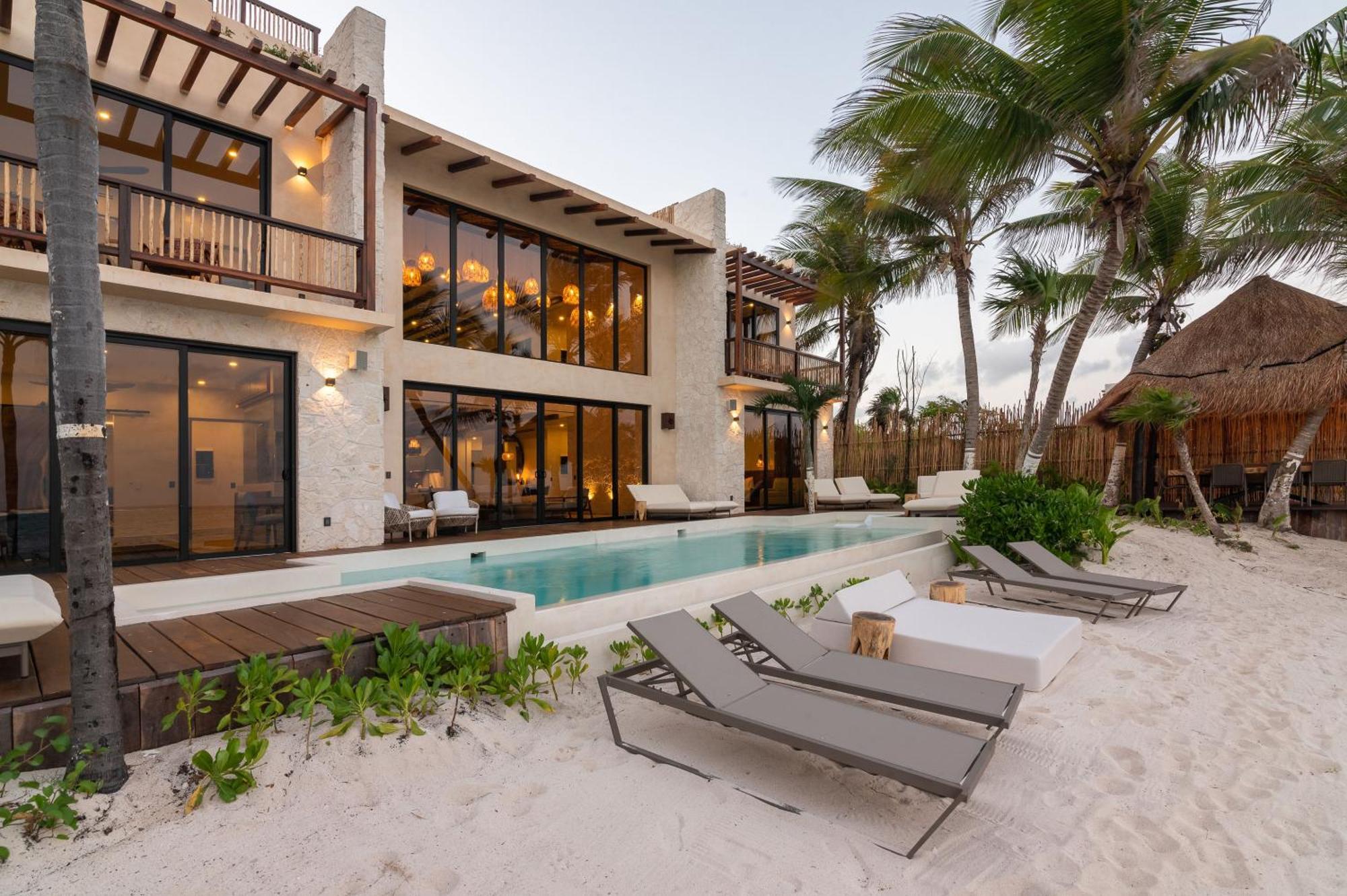 Villa Tulumar Beachfront Luxury Villa- Full Service Exterior foto